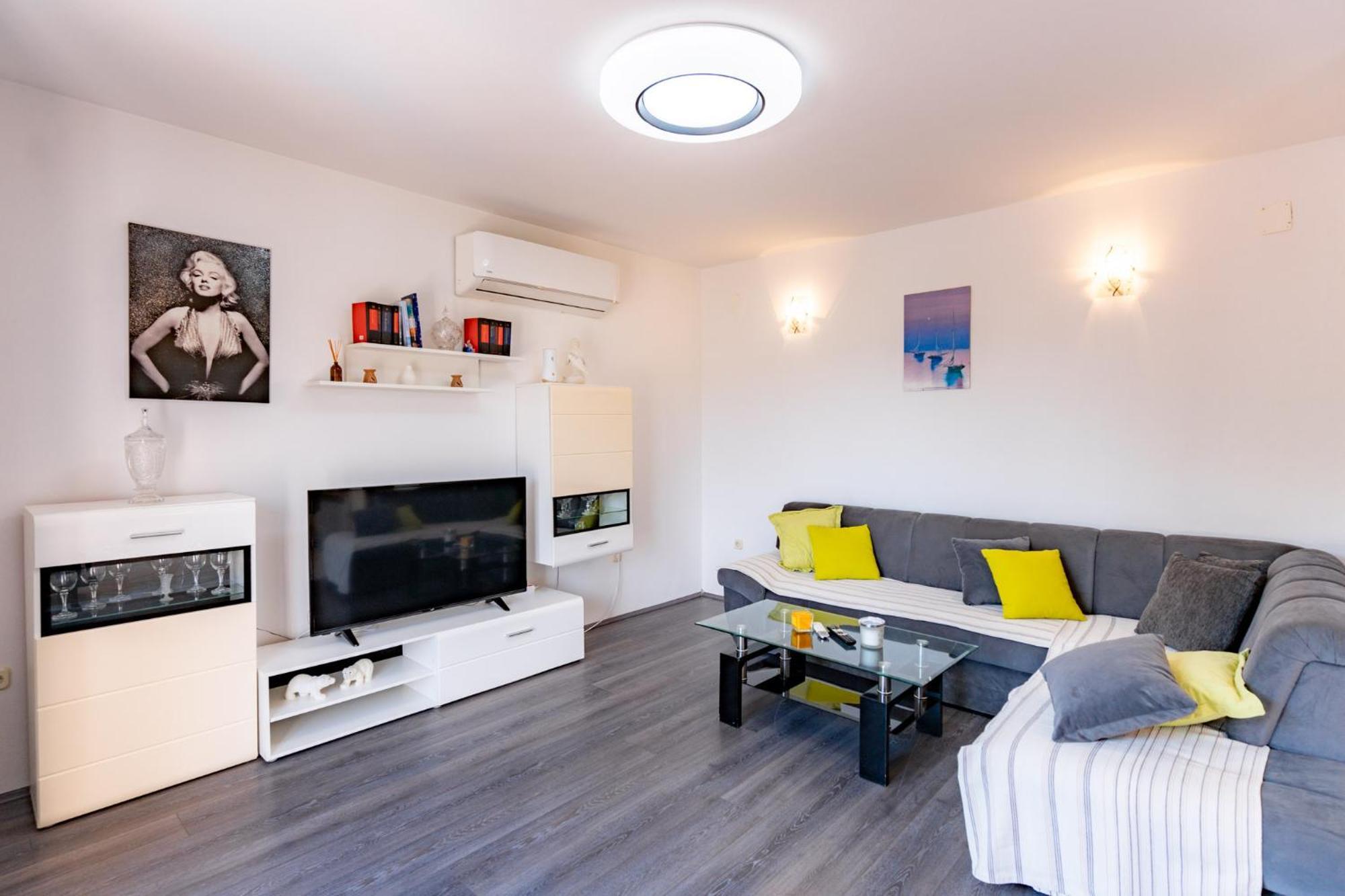 Apartments Lores Rab Town Kültér fotó