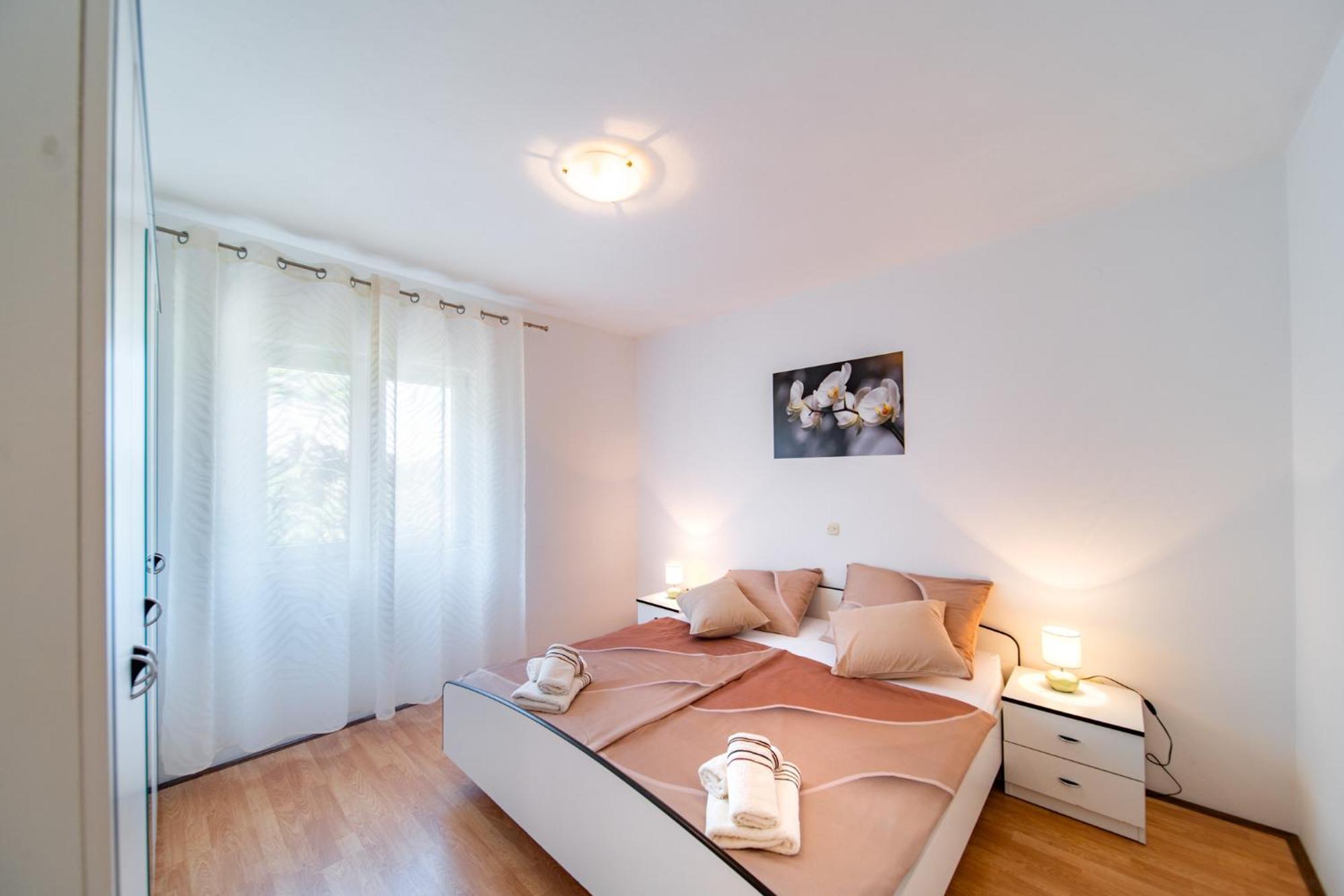 Apartments Lores Rab Town Kültér fotó